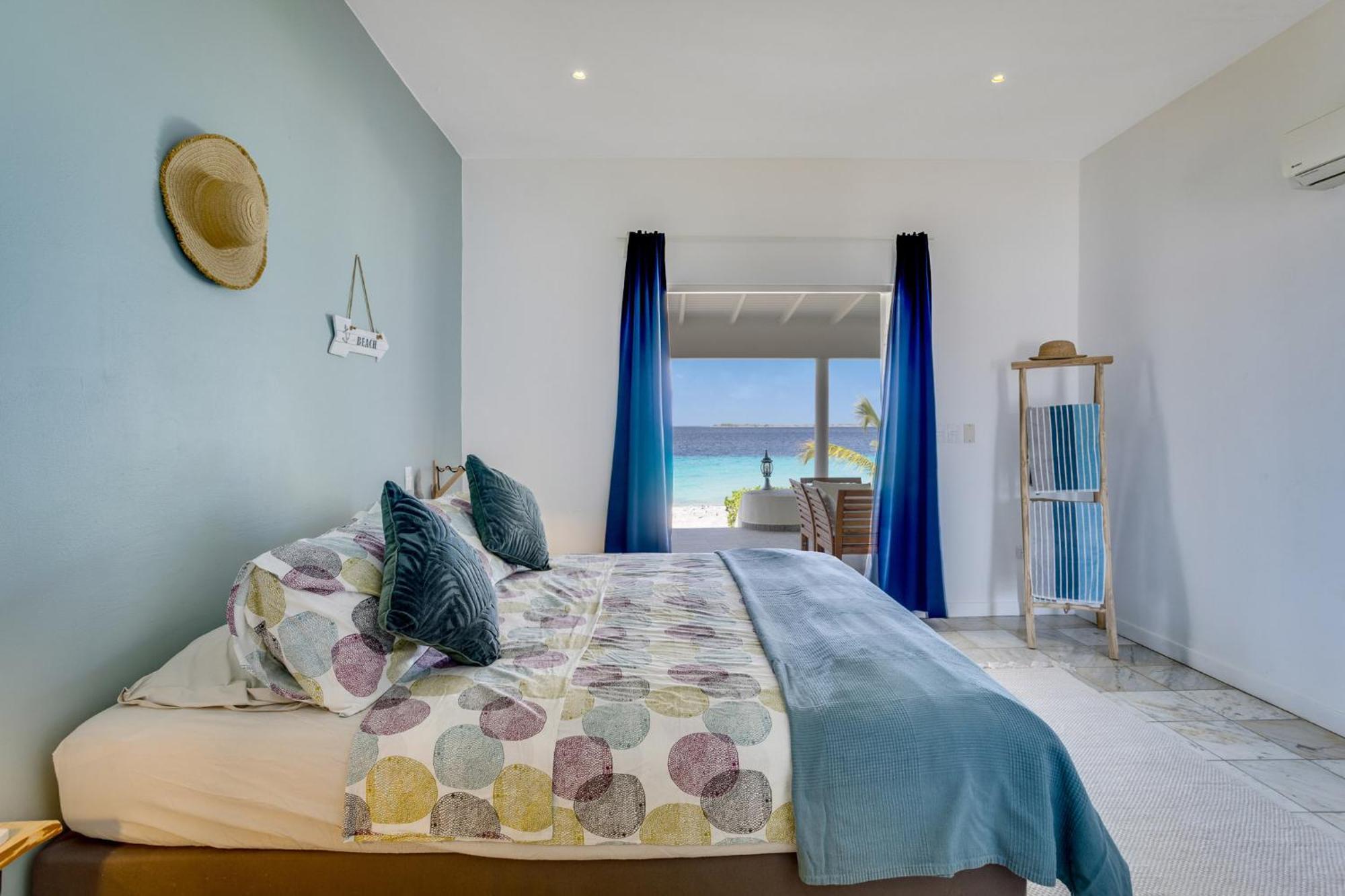 Oceanfront - Villa Port Of Call - Kralendijk  Luaran gambar