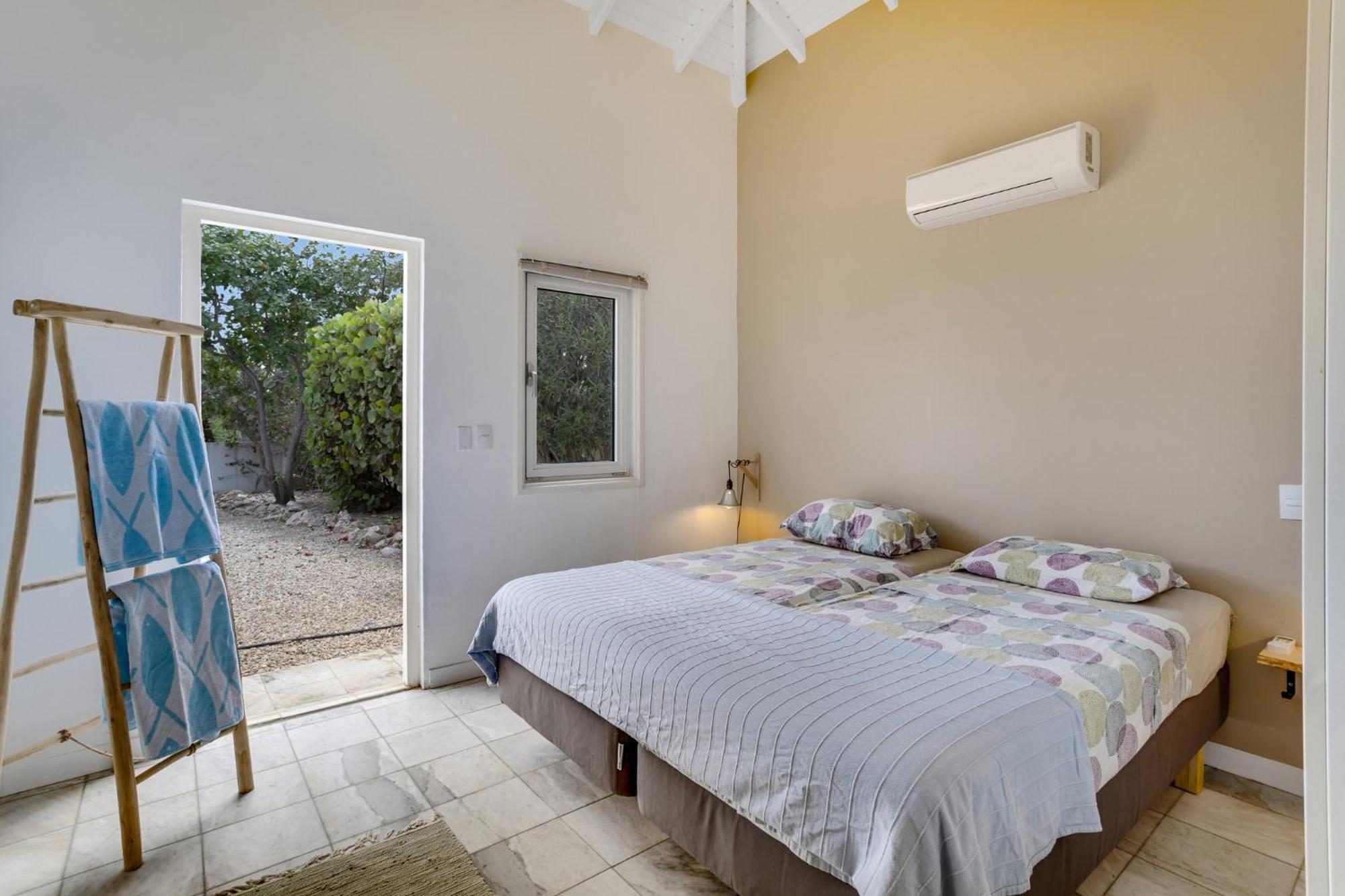 Oceanfront - Villa Port Of Call - Kralendijk  Luaran gambar